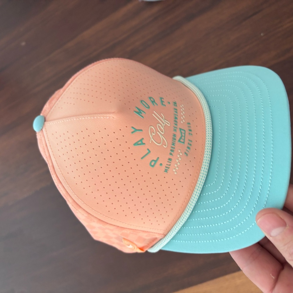 Melin hat